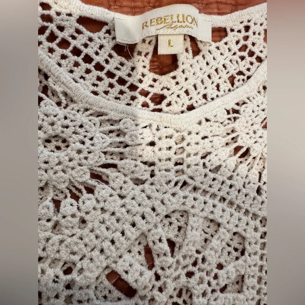 Ivory Crochet Crop Top - Large